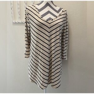 Fringe Benefits Women's Size 1X Cream Black Stripe Swing Top Lace Sleeve Detail